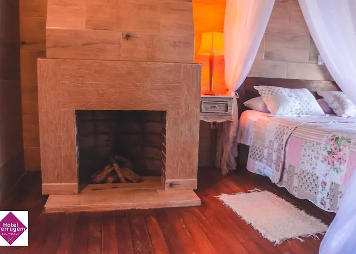 Hotel Ferrugem Eco Village