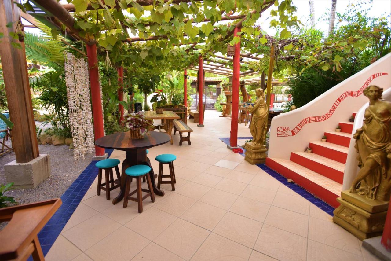 Ferrugem Eco Village Hotel *