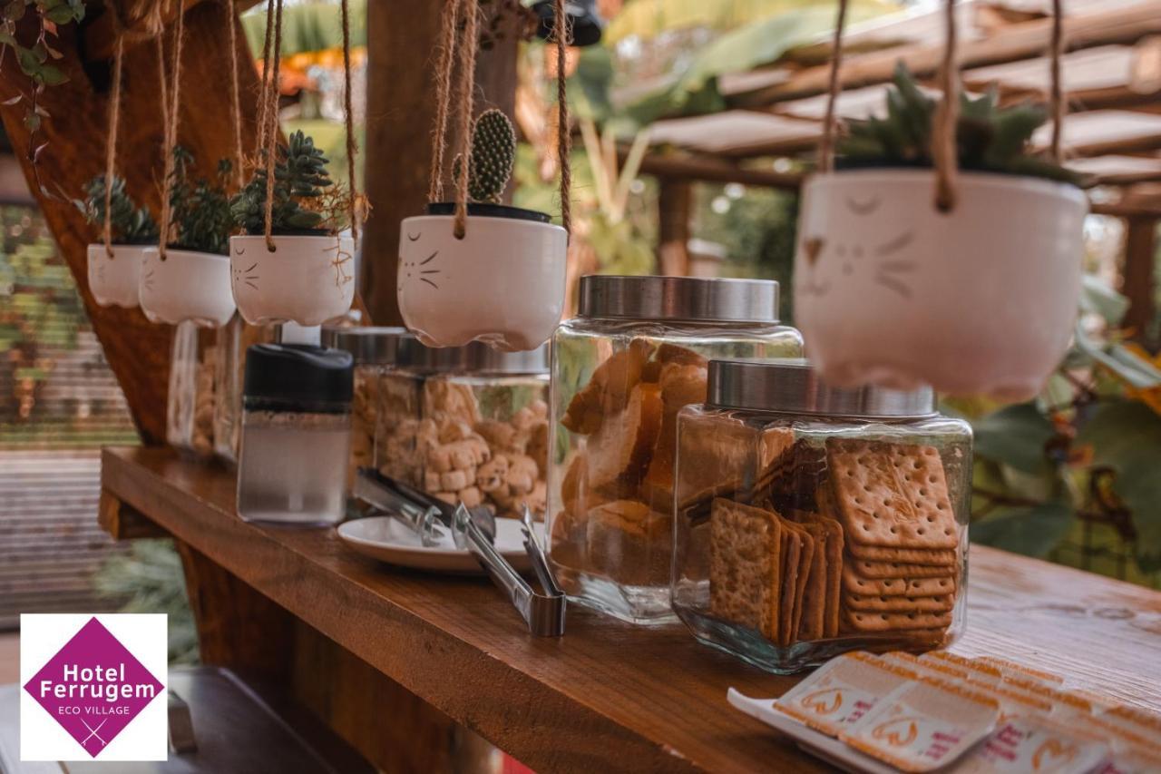 Ferrugem Eco Village Hotel *